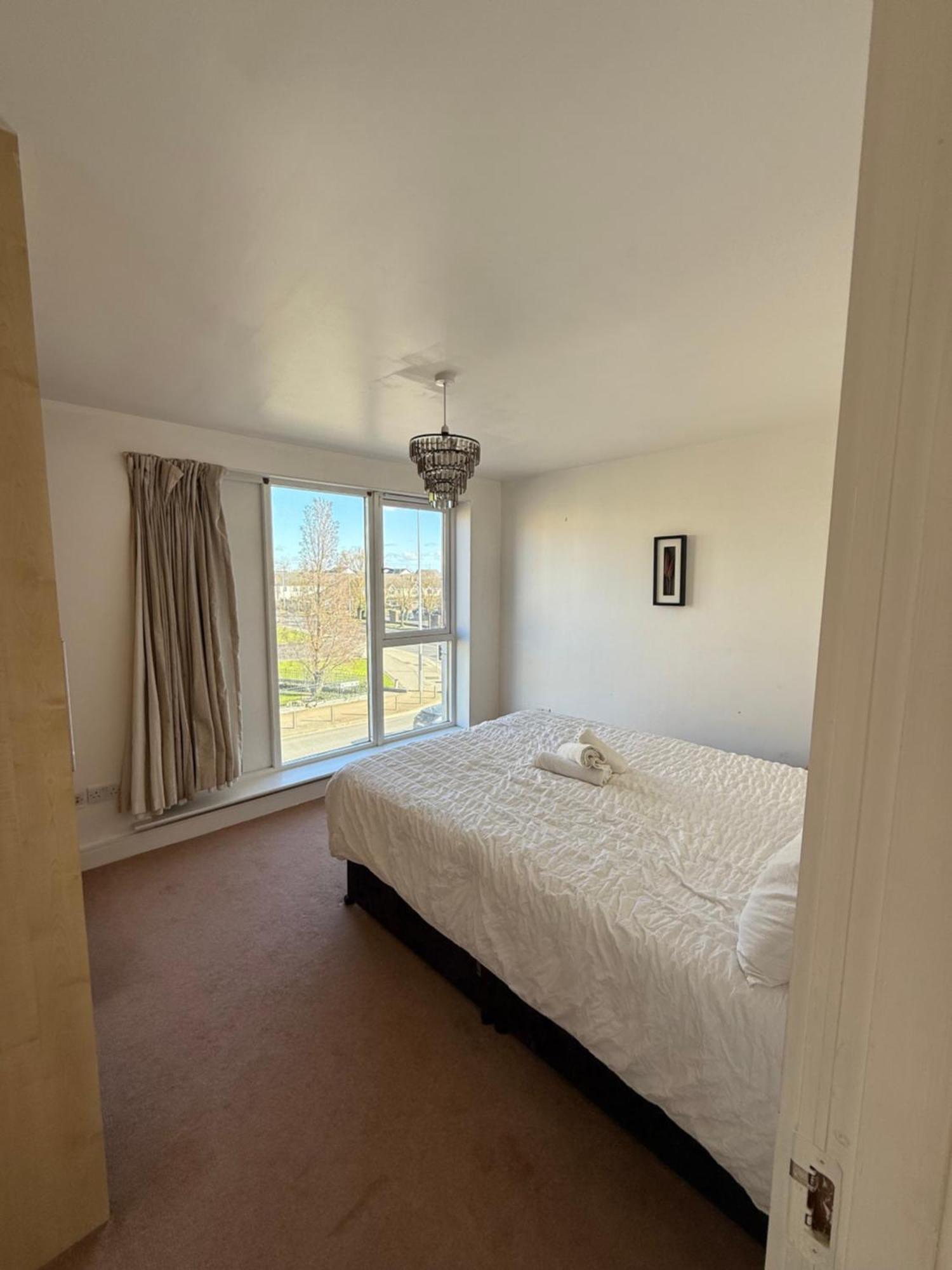 Skyview Retreat Spacious Comfort Apartment